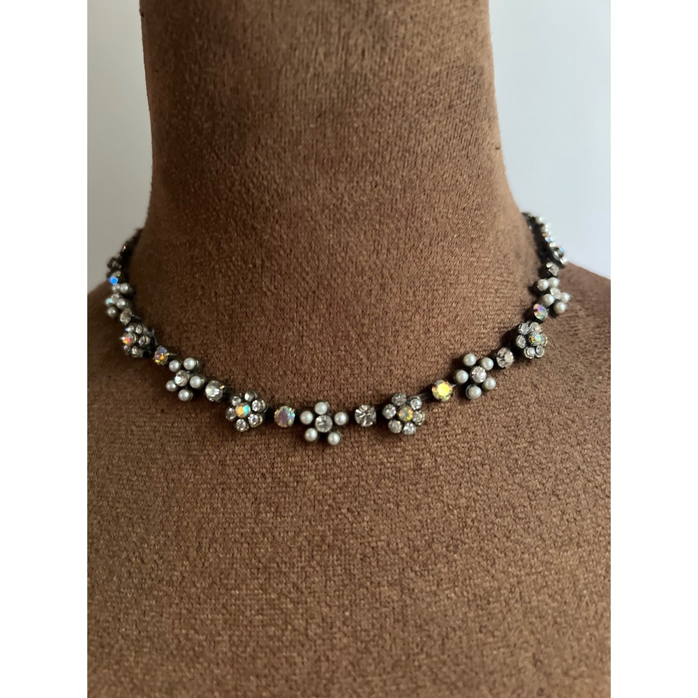 Vintage Style Faux Pearl Rhinestone Flower Choker Necklace 15-17 Inch Size M